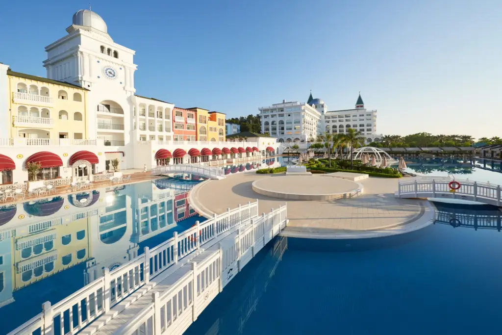 Amara Dolce Vita Luxury Hotel